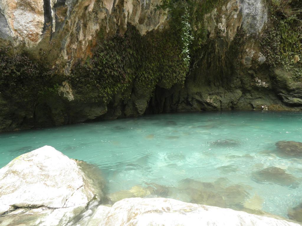 Hotel Garganta Del Cares Poncebos Eksteriør bilde