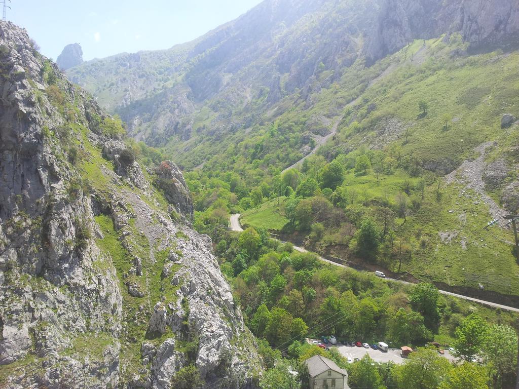Hotel Garganta Del Cares Poncebos Eksteriør bilde