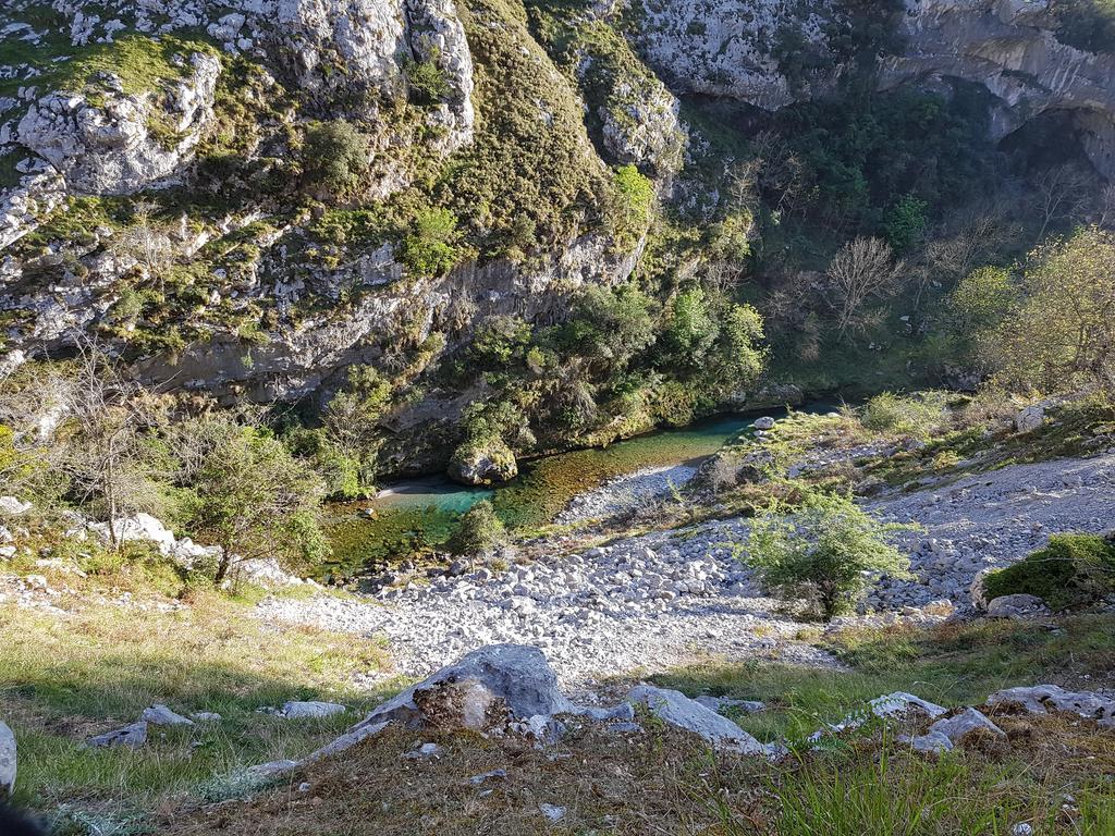 Hotel Garganta Del Cares Poncebos Eksteriør bilde